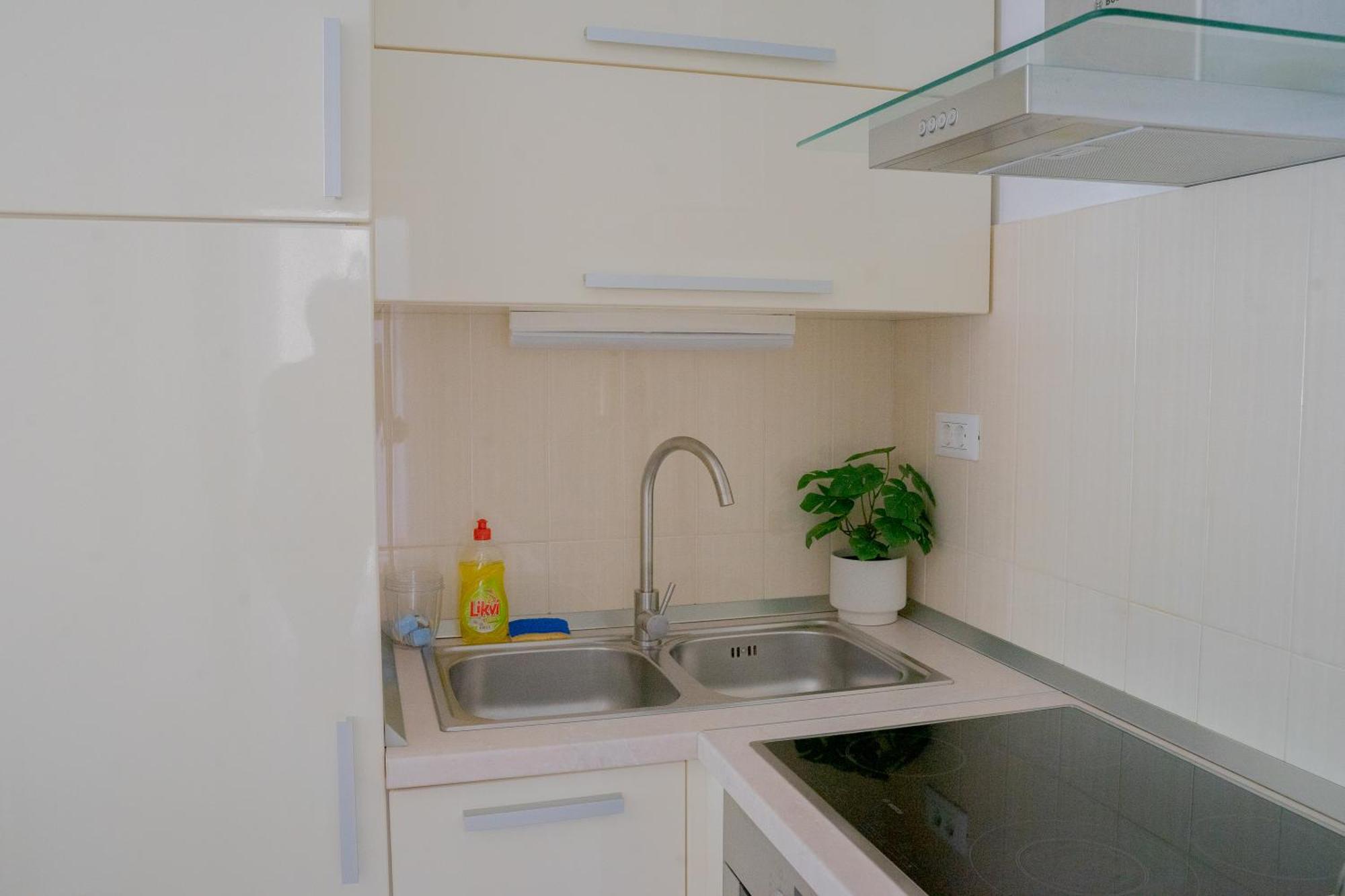 Apartment Zenta With Free Private Parking Сплит Экстерьер фото